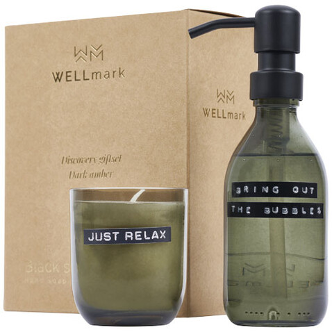 Wellmark Discovery Seifenspender und Duftkerze ´dunkler Bernstein´-Set, 200 ml (Seifenspender) und 150 g (Duftkerze), waldgrün bedrucken, Art.-Nr. 12631164 Wellmark Discovery Seifenspender und Duftkerze ´dunkler Bernstein´-Set, 200 ml (Seifenspender) und 150 g (Duftkerze), waldgrün bedrucken, Art.-Nr. 12631164