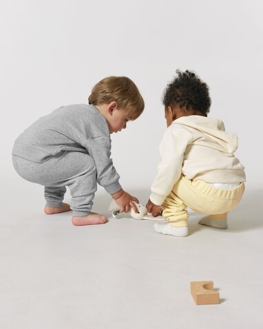 Baby Tumbler - Die Baby-Jogginghose - Heather Grey - 18-24 m/86-92cm bedrucken, Art.-Nr. STBB187C250B4 Baby Tumbler - Die Baby-Jogginghose - Heather Grey - 18-24 m/86-92cm bedrucken, Art.-Nr. STBB187C250B4