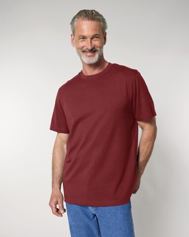 Sparker 2.0 - Das Relaxed Unisex-T-Shirt - Red Earth - S bedrucken, Art.-Nr. STTU171C0861S Sparker 2.0 - Das Relaxed Unisex-T-Shirt - Red Earth - S bedrucken, Art.-Nr. STTU171C0861S