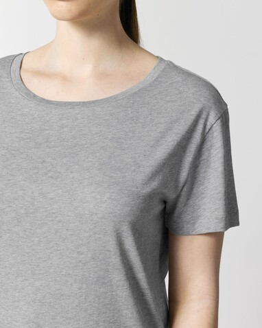 Stella Serena - Das Damen-T-Shirt mit weitem Rundhalsausschnitt - Heather Grey - S bedrucken, Art.-Nr. STTW173C2501S Stella Serena - Das Damen-T-Shirt mit weitem Rundhalsausschnitt - Heather Grey - S bedrucken, Art.-Nr. STTW173C2501S