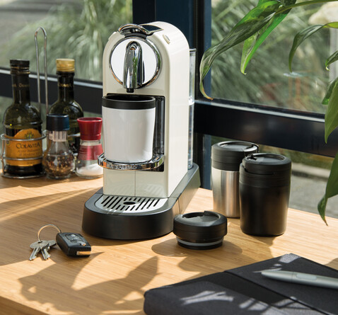 Coffee to go Becher schwarz bedrucken, Art.-Nr. P432.921 Coffee to go Becher schwarz bedrucken, Art.-Nr. P432.921