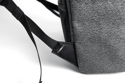 Urban schnitthemmender Anti-Diebstahl-Rucksack grau, schwarz bedrucken, Art.-Nr. P705.642 Urban schnitthemmender Anti-Diebstahl-Rucksack grau, schwarz bedrucken, Art.-Nr. P705.642