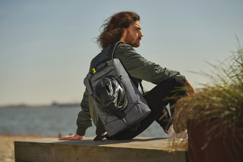 Urban schnitthemmender Anti-Diebstahl-Rucksack grau, schwarz bedrucken, Art.-Nr. P705.642 Urban schnitthemmender Anti-Diebstahl-Rucksack grau, schwarz bedrucken, Art.-Nr. P705.642