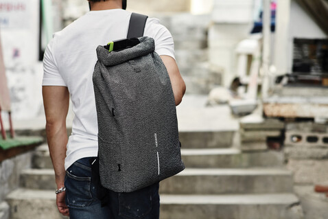 Urban schnitthemmender Anti-Diebstahl-Rucksack grau, schwarz bedrucken, Art.-Nr. P705.642 Urban schnitthemmender Anti-Diebstahl-Rucksack grau, schwarz bedrucken, Art.-Nr. P705.642
