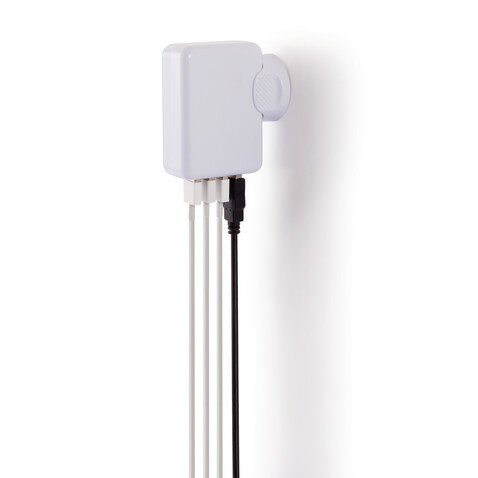 Reiseadapter mit 4fachem USB Anschluss weiß bedrucken, Art.-Nr. P820.373 Reiseadapter mit 4fachem USB Anschluss weiß bedrucken, Art.-Nr. P820.373