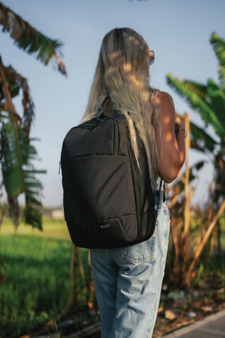 Swiss Peak AWARE™ moderner 15,6" Laptop-Rucksack schwarz bedrucken, Art.-Nr. P763.101