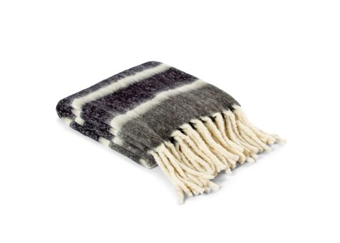 Kosta Linnewäfveri Wollplaid Streifen - Dunkelgrau bedrucken, Art.-Nr. LT54507-N0060 Kosta Linnewäfveri Wollplaid Streifen - Dunkelgrau bedrucken, Art.-Nr. LT54507-N0060