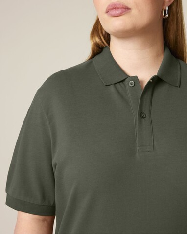 Prepster 2.0 - Das Unisex-Polo - Khaki - M bedrucken, Art.-Nr. STPU222C2231M Prepster 2.0 - Das Unisex-Polo - Khaki - M bedrucken, Art.-Nr. STPU222C2231M