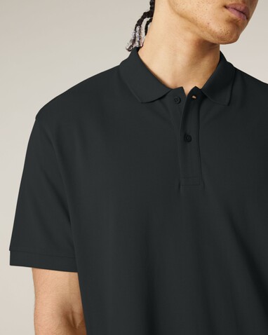 Prepster 2.0 - Das Unisex-Polo - Black - 3XL bedrucken, Art.-Nr. STPU222C0023X Prepster 2.0 - Das Unisex-Polo - Black - 3XL bedrucken, Art.-Nr. STPU222C0023X
