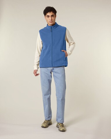 Stanley Quester - Die Herren-Fleeceweste - Mindful Blue - XXL bedrucken, Art.-Nr. STJM240C7292X Stanley Quester - Die Herren-Fleeceweste - Mindful Blue - XXL bedrucken, Art.-Nr. STJM240C7292X