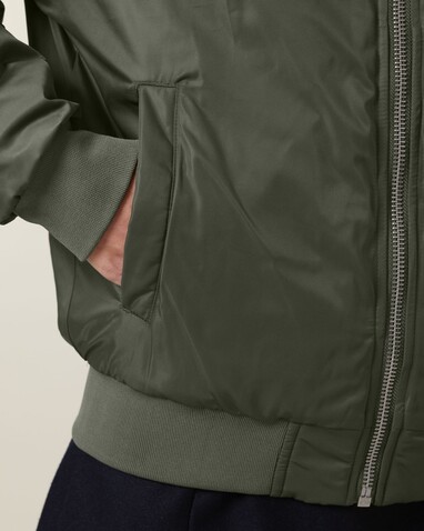 Bomber 2.0 - Die Unisex-Bomberjacke - Khaki - L bedrucken, Art.-Nr. STJU251C2231L Bomber 2.0 - Die Unisex-Bomberjacke - Khaki - L bedrucken, Art.-Nr. STJU251C2231L