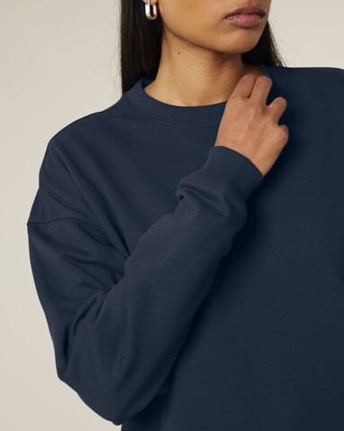 Radder 2.0 - Das Oversized Rundhals-Unisex-Sweatshirt - French Navy - S bedrucken, Art.-Nr. STSU208C7271S Radder 2.0 - Das Oversized Rundhals-Unisex-Sweatshirt - French Navy - S bedrucken, Art.-Nr. STSU208C7271S