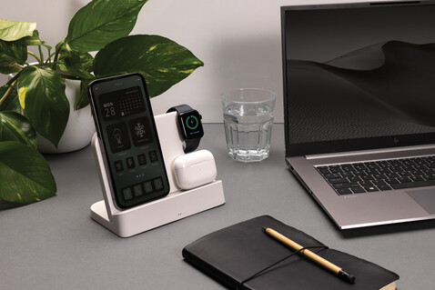 Joltz dual 15W-Ladegerät aus RCS rec. ABS mit iWatch-Slot weiß bedrucken, Art.-Nr. P308.6103 Joltz dual 15W-Ladegerät aus RCS rec. ABS mit iWatch-Slot weiß bedrucken, Art.-Nr. P308.6103