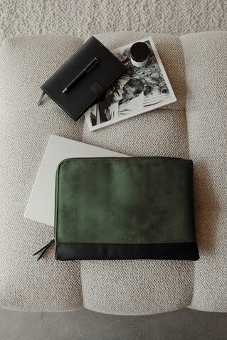 VINGA Marlow 16" Laptop Sleeve aus RCS recyceltem Polyester grün, schwarz bedrucken, Art.-Nr. V7880709