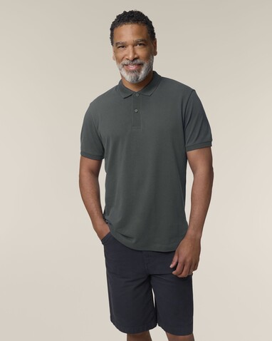 Stanley Coaster - Das Herren-Polo - Anthracite - 3XL bedrucken, Art.-Nr. STPM224C2533X Stanley Coaster - Das Herren-Polo - Anthracite - 3XL bedrucken, Art.-Nr. STPM224C2533X