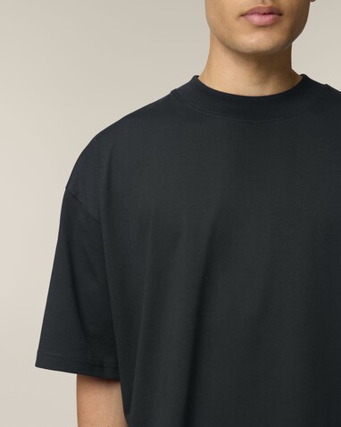 Blaster 2.0 - Das Oversized Unisex-T-Shirt mit Stehkragen - Black - XXS bedrucken, Art.-Nr. STTU959C0022S Blaster 2.0 - Das Oversized Unisex-T-Shirt mit Stehkragen - Black - XXS bedrucken, Art.-Nr. STTU959C0022S