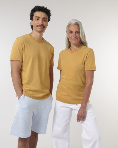 Crafter Vintage - Das Garment-Dyed Unisex-T-Shirt - G. Dyed Gold Ochre - 3XL bedrucken, Art.-Nr. STTU976C1413X
