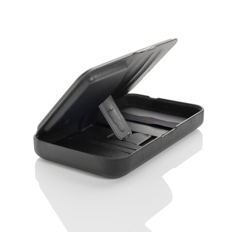 Swiss Peak Travel-Case aus RCS rec. PU mit 3-in-1-Charger schwarz bedrucken, Art.-Nr. P309.0501 Swiss Peak Travel-Case aus RCS rec. PU mit 3-in-1-Charger schwarz bedrucken, Art.-Nr. P309.0501
