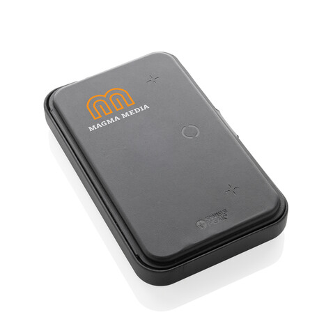 Swiss Peak Travel-Case aus RCS rec. PU mit 3-in-1-Charger schwarz bedrucken, Art.-Nr. P309.0501 Swiss Peak Travel-Case aus RCS rec. PU mit 3-in-1-Charger schwarz bedrucken, Art.-Nr. P309.0501