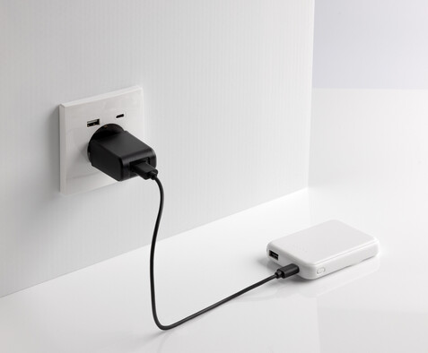 Stellar 5.000mAh 5W magnetische Powerbank aus RCS rec. ABS weiß bedrucken, Art.-Nr. P322.5903 Stellar 5.000mAh 5W magnetische Powerbank aus RCS rec. ABS weiß bedrucken, Art.-Nr. P322.5903