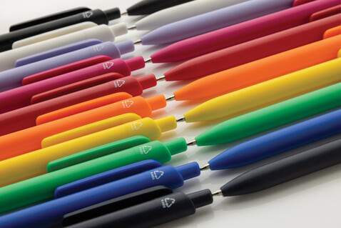 Botl Kugelschreiber aus GRS-zertifiziert recyceltem ABS lila bedrucken, Art.-Nr. P611.3230 Botl Kugelschreiber aus GRS-zertifiziert recyceltem ABS lila bedrucken, Art.-Nr. P611.3230