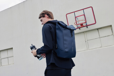 Urban wasserabweisender Flap-Top Rucksack navy blau, schwarz bedrucken, Art.-Nr. P706.2625 Urban wasserabweisender Flap-Top Rucksack navy blau, schwarz bedrucken, Art.-Nr. P706.2625