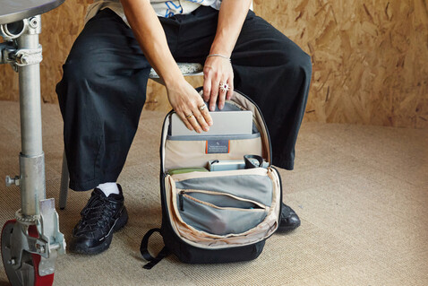 Bellroy Via Rucksack schwarz bedrucken, Art.-Nr. P763.3501
