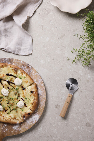 VINGA Paso Pizzaschneider braun bedrucken, Art.-Nr. V4220113 VINGA Paso Pizzaschneider braun bedrucken, Art.-Nr. V4220113