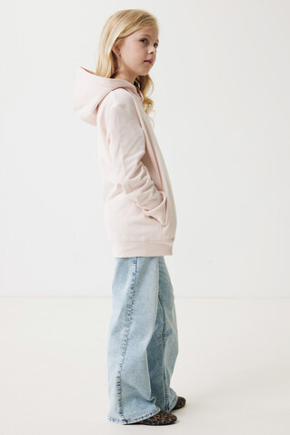 IQONIQ Yengo KidsHoodie mit Seitentaschen aus rec. Baumwolle cloud pink bedrucken, Art.-Nr. T6404.039.78 IQONIQ Yengo KidsHoodie mit Seitentaschen aus rec. Baumwolle cloud pink bedrucken, Art.-Nr. T6404.039.78