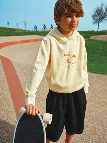 IQONIQ Yengo KidsHoodie mit Seitentaschen aus rec. Baumwolle cream yellow bedrucken, Art.-Nr. T6404.036.1112 IQONIQ Yengo KidsHoodie mit Seitentaschen aus rec. Baumwolle cream yellow bedrucken, Art.-Nr. T6404.036.1112