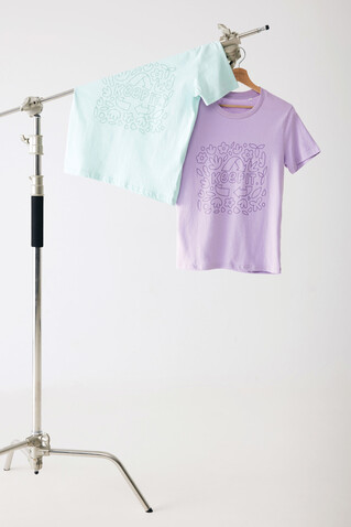 IQONIQ Brett T-Shirt aus recycelter Baumwolle lavender bedrucken, Art.-Nr. T9107.011.XS