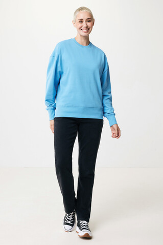 IQONIQ Kruger Relax-Rundhals-Sweater aus recycelt. Baumwolle tranquil blue bedrucken, Art.-Nr. T9302.010.L