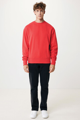 IQONIQ Kruger Relax-Rundhals-Sweater aus recycelt. Baumwolle luscious red bedrucken, Art.-Nr. T9302.008.XL