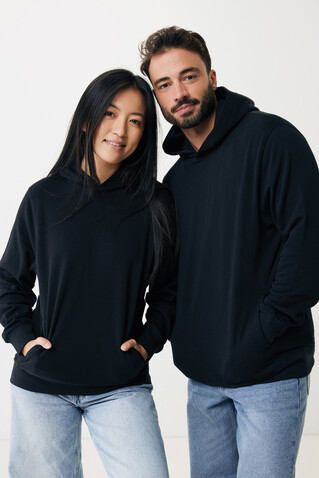 IQONIQ Yengo Hoodie mit Seitentaschen aus rec. Baumwolle schwarz bedrucken, Art.-Nr. T9405.001.M IQONIQ Yengo Hoodie mit Seitentaschen aus rec. Baumwolle schwarz bedrucken, Art.-Nr. T9405.001.M