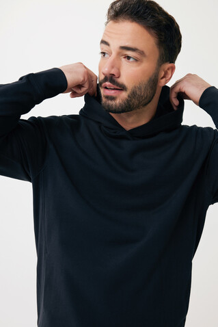 IQONIQ Yengo Hoodie mit Seitentaschen aus rec. Baumwolle schwarz bedrucken, Art.-Nr. T9405.001.M IQONIQ Yengo Hoodie mit Seitentaschen aus rec. Baumwolle schwarz bedrucken, Art.-Nr. T9405.001.M
