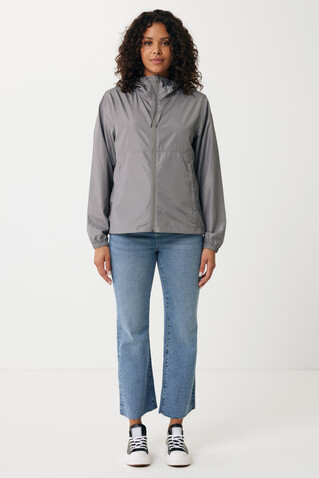 IQONIQ Logan Lightweight Jacke aus recyceltem Polyester Silbergrau bedrucken, Art.-Nr. T9701.035.XXXL