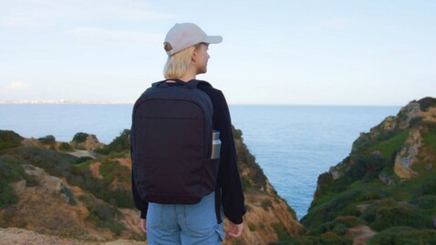 Swiss Peak Aware™ Edin 100% RPET 15,6" Laptop Rucksack schwarz bedrucken, Art.-Nr. P763.4801 Swiss Peak Aware™ Edin 100% RPET 15,6" Laptop Rucksack schwarz bedrucken, Art.-Nr. P763.4801