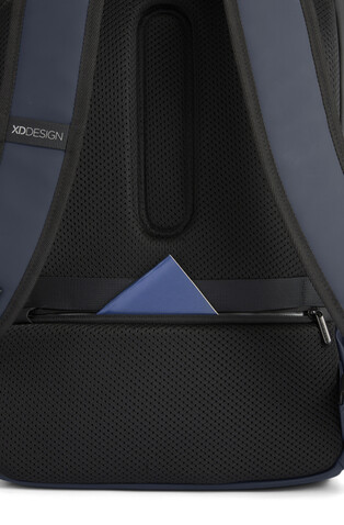 Urban wasserabweisender Flap-Top Rucksack navy blau, schwarz bedrucken, Art.-Nr. P706.2625 Urban wasserabweisender Flap-Top Rucksack navy blau, schwarz bedrucken, Art.-Nr. P706.2625