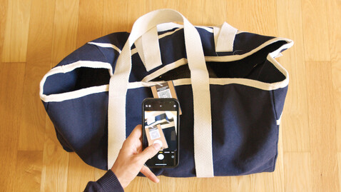 VINGA Volonne AWARE™ Strandtasche aus recyceltem Canvas blau, off white bedrucken, Art.-Nr. V762035 VINGA Volonne AWARE™ Strandtasche aus recyceltem Canvas blau, off white bedrucken, Art.-Nr. V762035