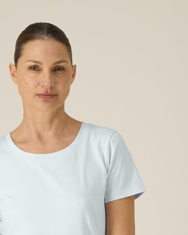 Stella Expresser 2.0 - Das Fitted Damen-T-Shirt - Blue Ice - M bedrucken, Art.-Nr. STTW079C7281M Stella Expresser 2.0 - Das Fitted Damen-T-Shirt - Blue Ice - M bedrucken, Art.-Nr. STTW079C7281M