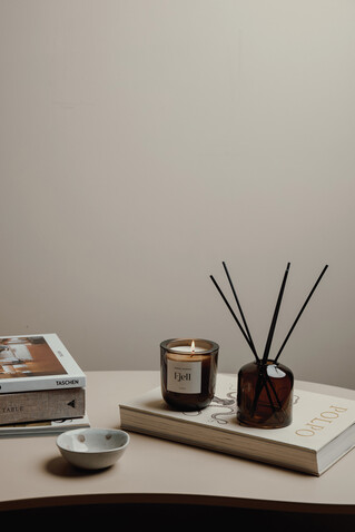 VINGA Nordic Essence Ambiente-Set off white, dunkelbraun bedrucken, Art.-Nr. V2620619 VINGA Nordic Essence Ambiente-Set off white, dunkelbraun bedrucken, Art.-Nr. V2620619
