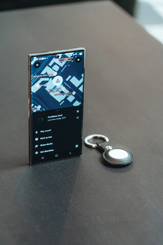 Findmate Dual IPX5 Artikel-Finder aus RCS recyceltem ABS weiß bedrucken, Art.-Nr. P301.6203