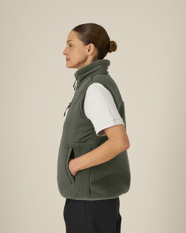 Liner - Die Unisex-Sherpaweste - Khaki - M bedrucken, Art.-Nr. STJU249C2231M Liner - Die Unisex-Sherpaweste - Khaki - M bedrucken, Art.-Nr. STJU249C2231M