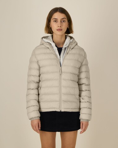 Stella Voyager 2.0 - Die wattierte Damen-Jacke - Desert Dust - M bedrucken, Art.-Nr. STJW191C0281M Stella Voyager 2.0 - Die wattierte Damen-Jacke - Desert Dust - M bedrucken, Art.-Nr. STJW191C0281M