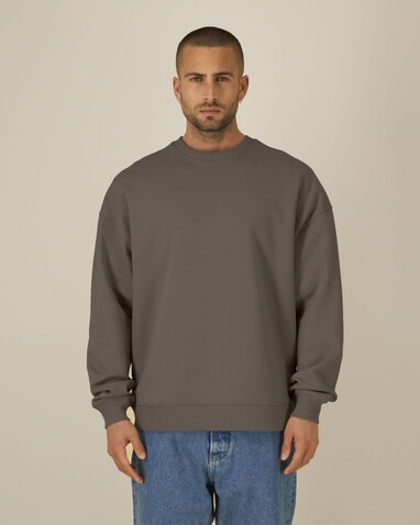 Radder 2.0 - Das Oversized Rundhals-Unisex-Sweatshirt - Mocha - XL bedrucken, Art.-Nr. STSU208C1351X Radder 2.0 - Das Oversized Rundhals-Unisex-Sweatshirt - Mocha - XL bedrucken, Art.-Nr. STSU208C1351X