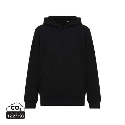 IQONIQ Yengo KidsHoodie mit Seitentaschen aus rec. Baumwolle schwarz bedrucken, Art.-Nr. T6404.001.910 IQONIQ Yengo KidsHoodie mit Seitentaschen aus rec. Baumwolle schwarz bedrucken, Art.-Nr. T6404.001.910