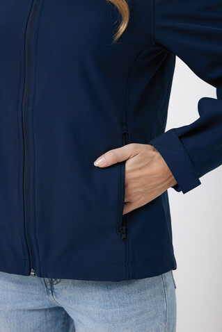 IQONIQ Makalu Damen Softshelljacke aus recyceltem Polyester navy blau bedrucken, Art.-Nr. T4700.002.L IQONIQ Makalu Damen Softshelljacke aus recyceltem Polyester navy blau bedrucken, Art.-Nr. T4700.002.L