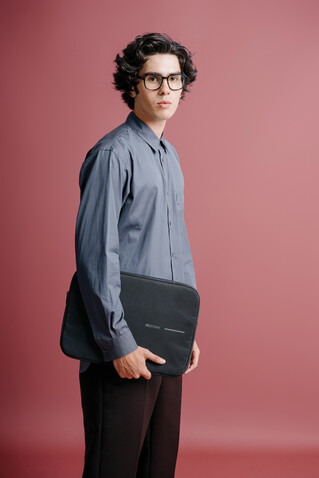 XD Design 16" Laptop Sleeve schwarz, grau bedrucken, Art.-Nr. P706.211