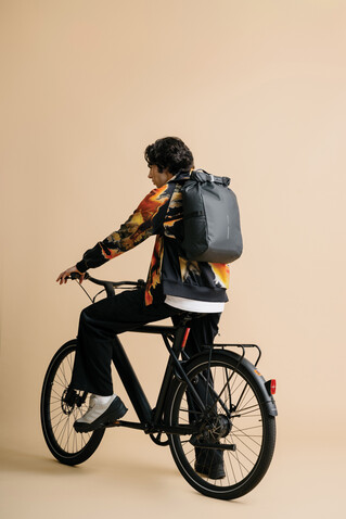 Urban wasserabweisender Fahrrad-Rucksack schwarz, grau bedrucken, Art.-Nr. P706.3101