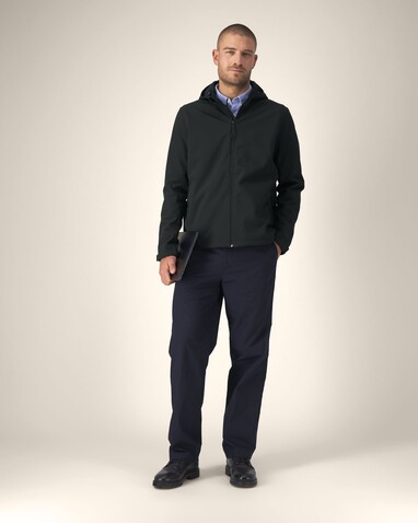 Stanley Discoverer - Die Herren-Softshelljacke mit Kapuze - Black - 4XL bedrucken, Art.-Nr. STJM158C0024X Stanley Discoverer - Die Herren-Softshelljacke mit Kapuze - Black - 4XL bedrucken, Art.-Nr. STJM158C0024X
